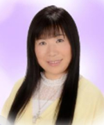 サイキックタロットやルノマンカードを用いて元気がもらえる鑑定を行う律姫先生のイメージ