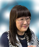 人の気持ちを深く読み解く能力と未来視の技術に長け、心の凝りを解きほぐすころん先生のイメージ